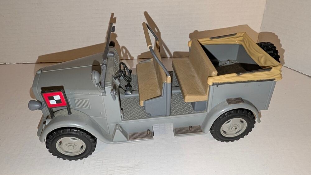 Indiana Jones German Staff Car 9.5" Hasbro 2007 C- 023E Nice Collectible